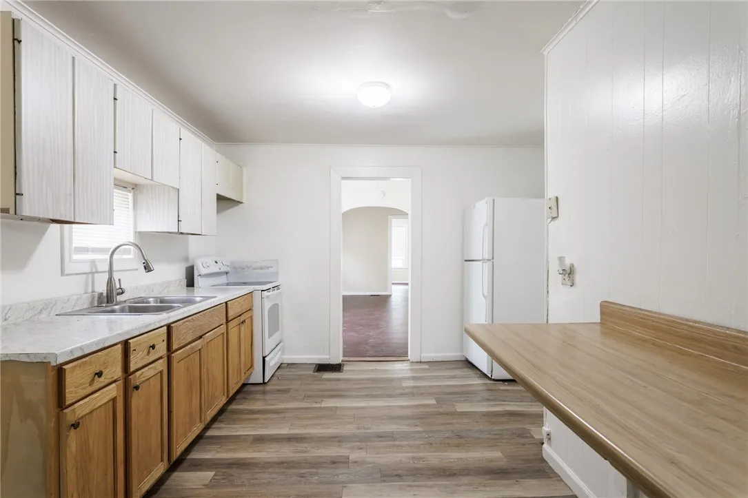 900-902 South Plymouth Avenue, Rochester, New York, Rochester, New York 14608, 8 Bedrooms Bedrooms, ,2 BathroomsBathrooms,Residential,For Sale,900-902 South Plymouth Avenue, Rochester, New York,R1619938