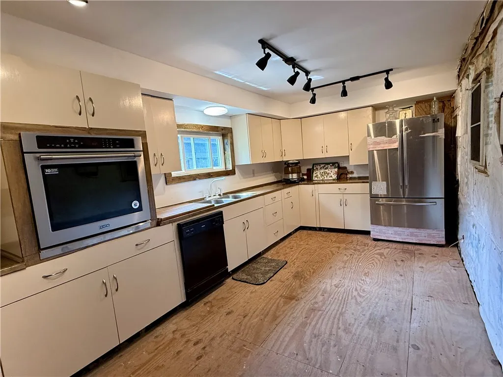 1796 Gladstone Hollow Road, Andes, New York 13731, Andes, New York 13731, 3 Bedrooms Bedrooms, 12 Rooms Rooms,1 BathroomBathrooms,Residential,For Sale,1796 Gladstone Hollow Road, Andes, New York 13731,R1621778