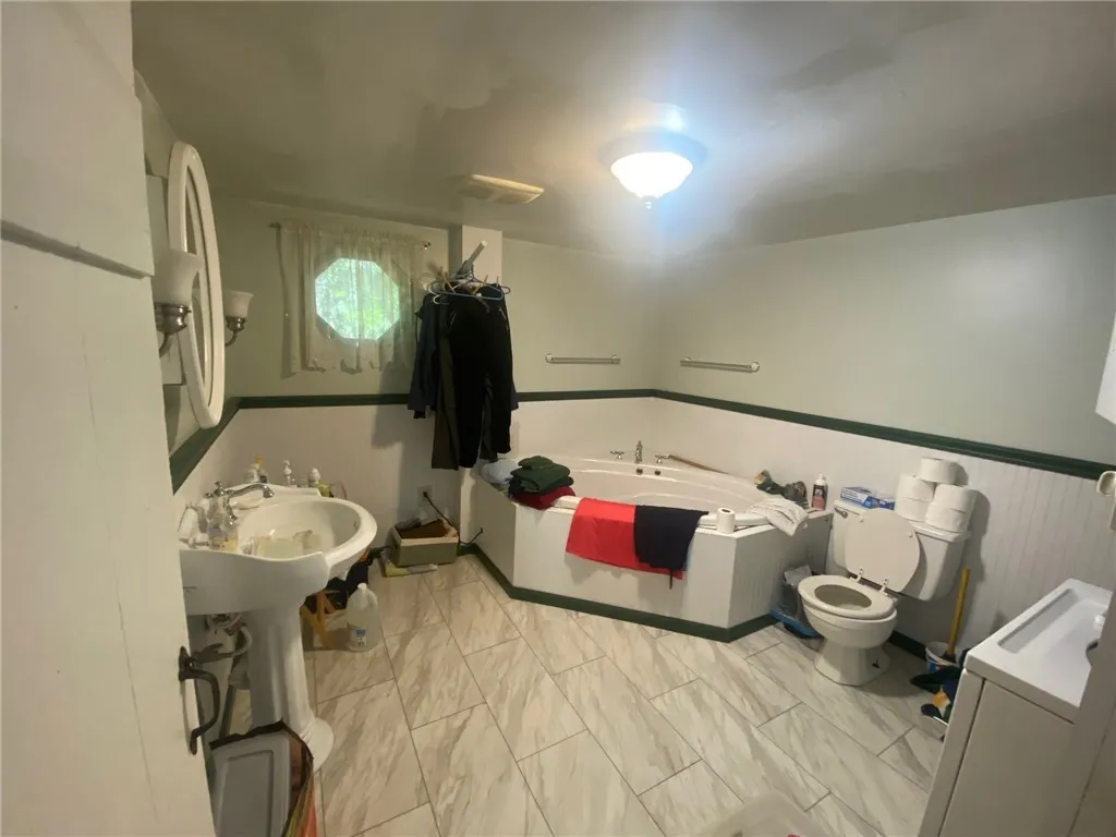 166 Norton Cross Road, Middlefield, New York 13326, Middlefield, New York 13326, 3 Bedrooms Bedrooms, 10 Rooms Rooms,2 BathroomsBathrooms,Residential,For Sale,166 Norton Cross Road, Middlefield, New York 13326,R1615318