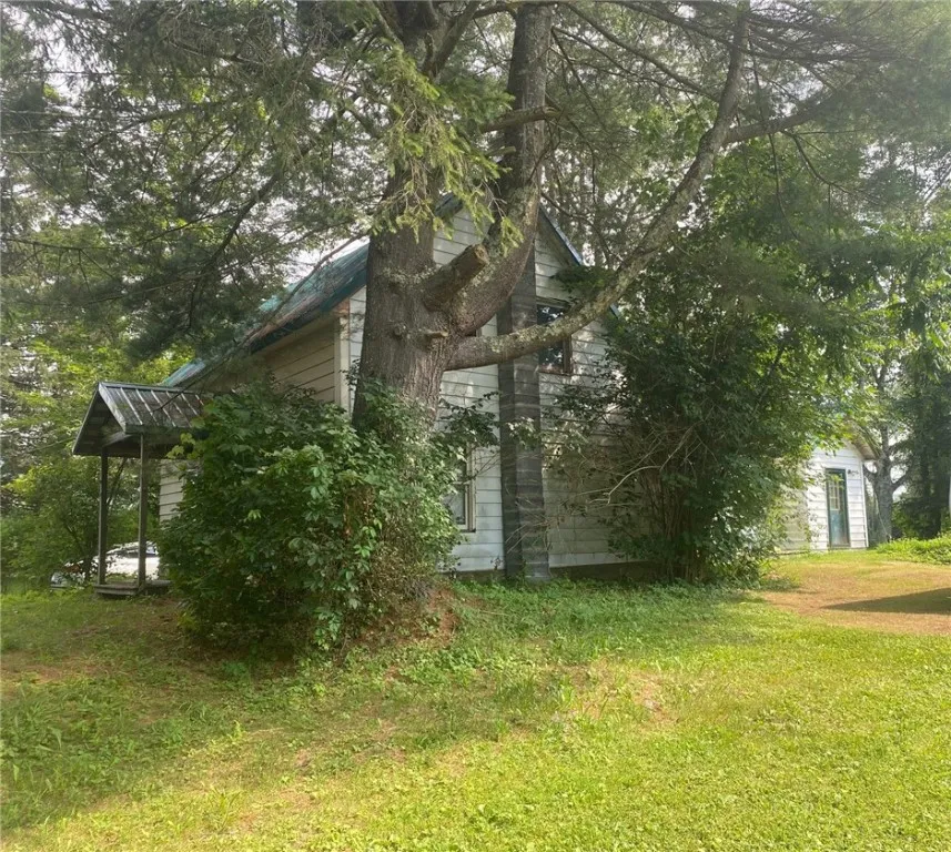 166 Norton Cross Road, Middlefield, New York 13326, Middlefield, New York 13326, 3 Bedrooms Bedrooms, 10 Rooms Rooms,2 BathroomsBathrooms,Residential,For Sale,166 Norton Cross Road, Middlefield, New York 13326,R1615318