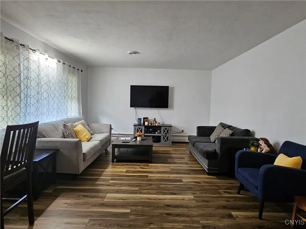 1121 Hammond Avenue, Utica, New York 13501, Utica, New York 13501, 4 Bedrooms Bedrooms, 8 Rooms Rooms,1 BathroomBathrooms,Residential,For Sale,1121 Hammond Avenue, Utica, New York 13501,S1622180
