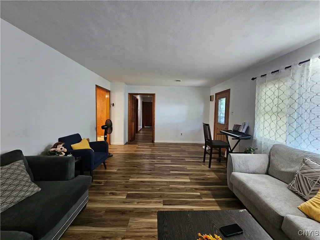 1121 Hammond Avenue, Utica, New York 13501, Utica, New York 13501, 4 Bedrooms Bedrooms, 8 Rooms Rooms,1 BathroomBathrooms,Residential,For Sale,1121 Hammond Avenue, Utica, New York 13501,S1622180