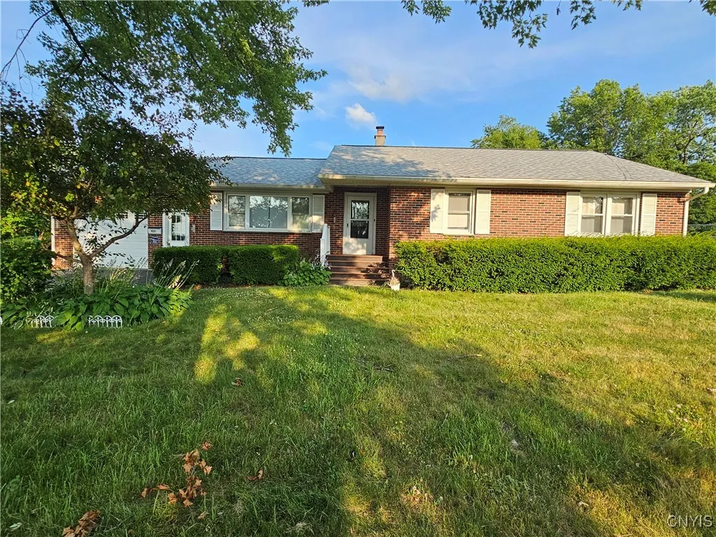1121 Hammond Avenue, Utica, New York 13501, Utica, New York 13501, 4 Bedrooms Bedrooms, 8 Rooms Rooms,1 BathroomBathrooms,Residential,For Sale,1121 Hammond Avenue, Utica, New York 13501,S1622180