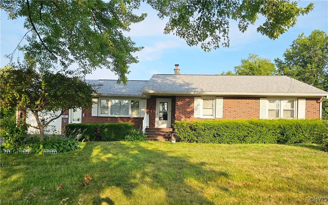1121 Hammond Avenue, Utica, New York 13501, Utica, New York 13501, 4 Bedrooms Bedrooms, 8 Rooms Rooms,1 BathroomBathrooms,Residential,For Sale,1121 Hammond Avenue, Utica, New York 13501,S1622180