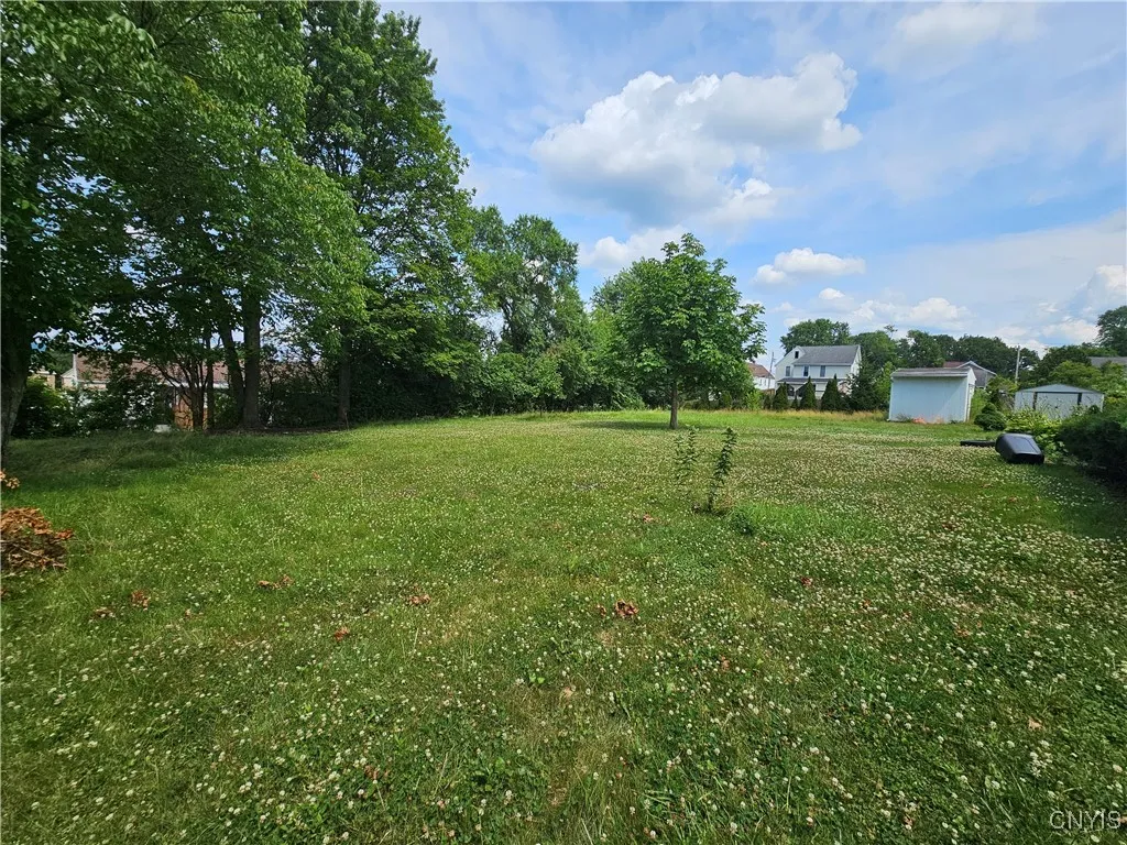 1121 Hammond Avenue, Utica, New York 13501, Utica, New York 13501, 4 Bedrooms Bedrooms, 8 Rooms Rooms,1 BathroomBathrooms,Residential,For Sale,1121 Hammond Avenue, Utica, New York 13501,S1622180