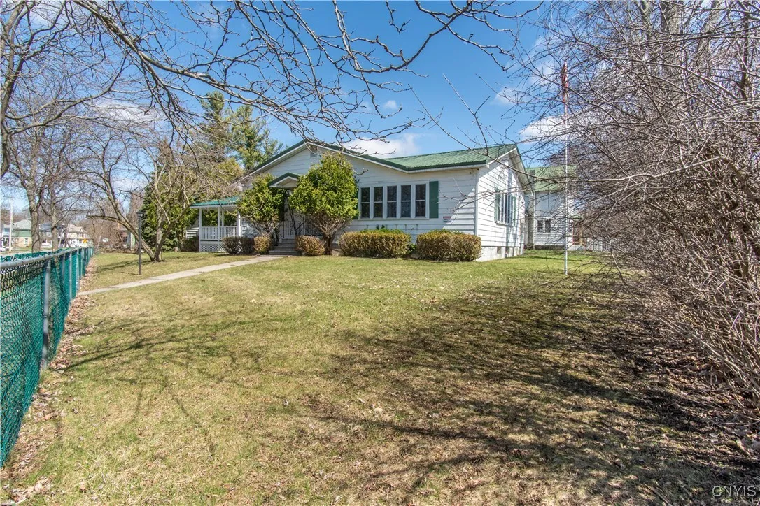 518 Pine Street, Watertown City, New York 13601, Watertown City, New York 13601, ,Commercial Lease,For Rent,518 Pine Street, Watertown City, New York 13601,S1622124