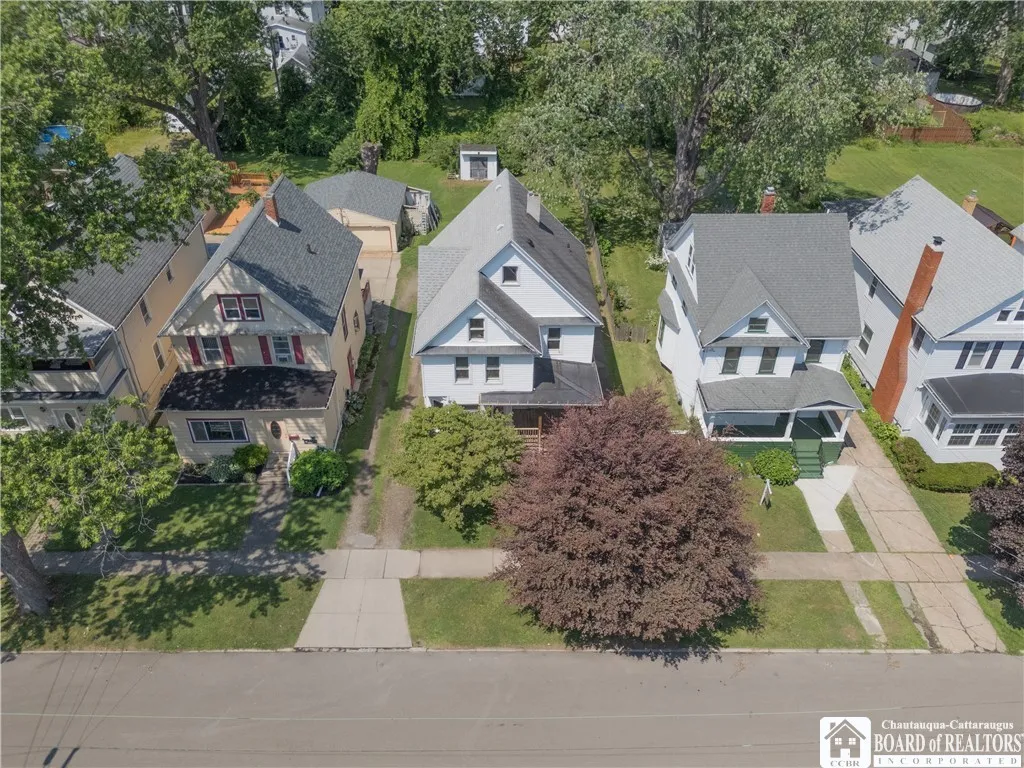 761 Deer Street, Dunkirk, New York 14048, Dunkirk, New York 14048, 3 Bedrooms Bedrooms, 10 Rooms Rooms,1 BathroomBathrooms,Residential,For Sale,761 Deer Street, Dunkirk, New York 14048,R1622164
