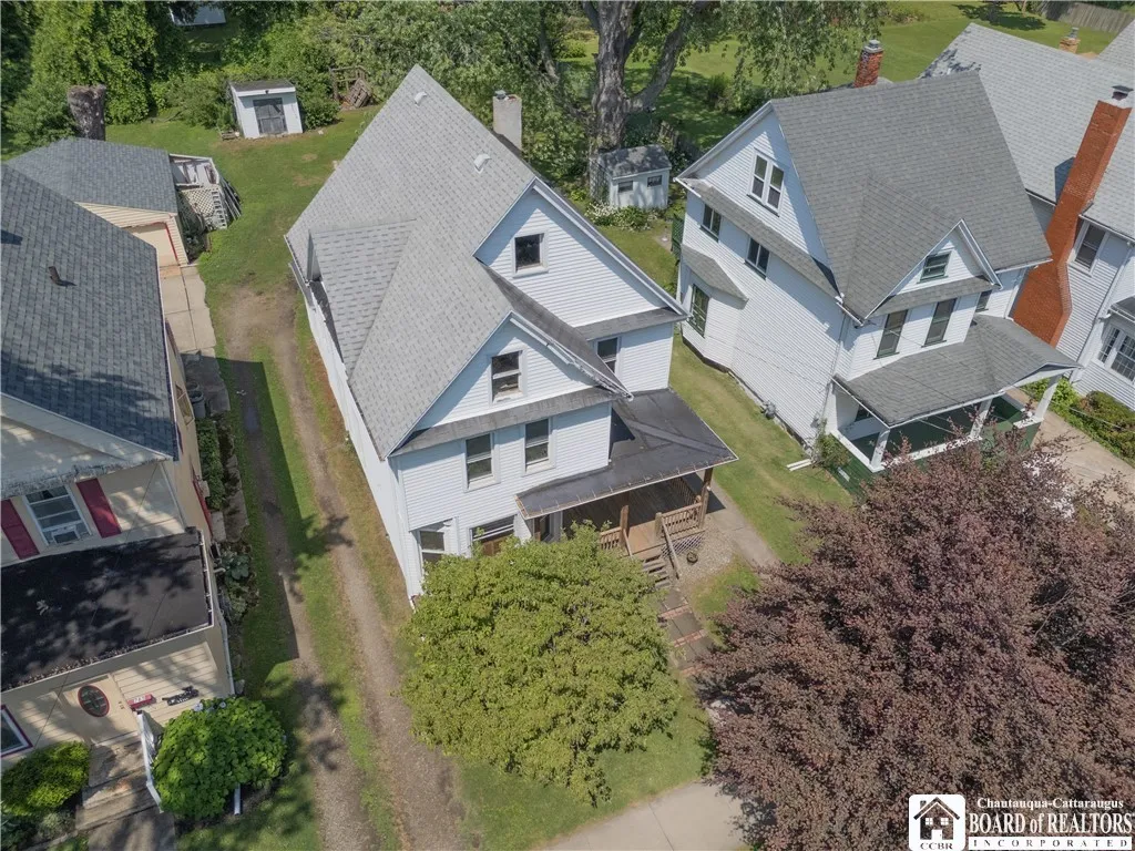 761 Deer Street, Dunkirk, New York 14048, Dunkirk, New York 14048, 3 Bedrooms Bedrooms, 10 Rooms Rooms,1 BathroomBathrooms,Residential,For Sale,761 Deer Street, Dunkirk, New York 14048,R1622164
