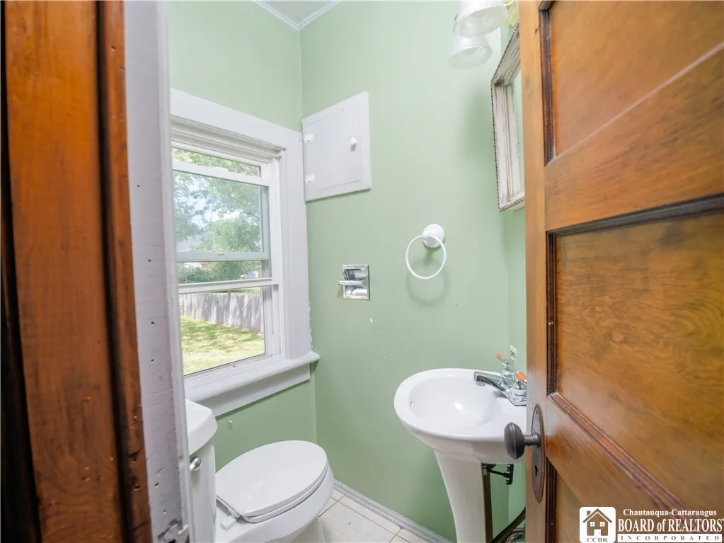 761 Deer Street, Dunkirk, New York 14048, Dunkirk, New York 14048, 3 Bedrooms Bedrooms, 10 Rooms Rooms,1 BathroomBathrooms,Residential,For Sale,761 Deer Street, Dunkirk, New York 14048,R1622164