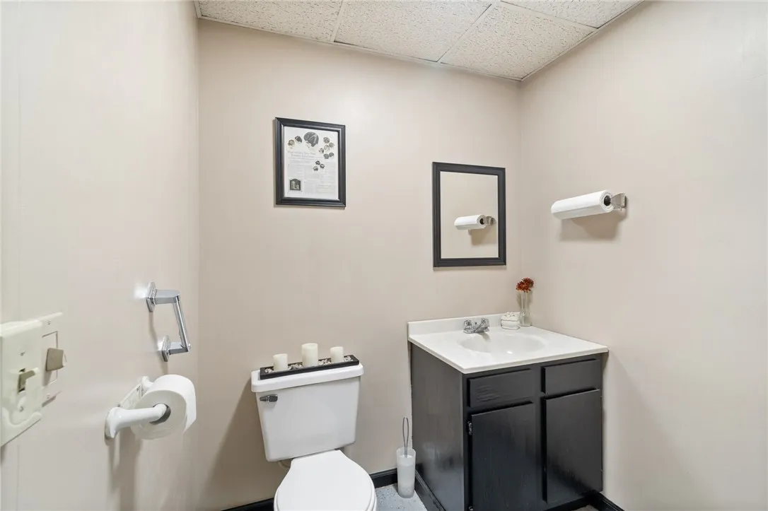 202 S Main Street, Arcadia, New York 14513, Arcadia, New York 14513, 8 Rooms Rooms,Commercial Lease,For Rent,202 S Main Street, Arcadia, New York 14513,R1620414