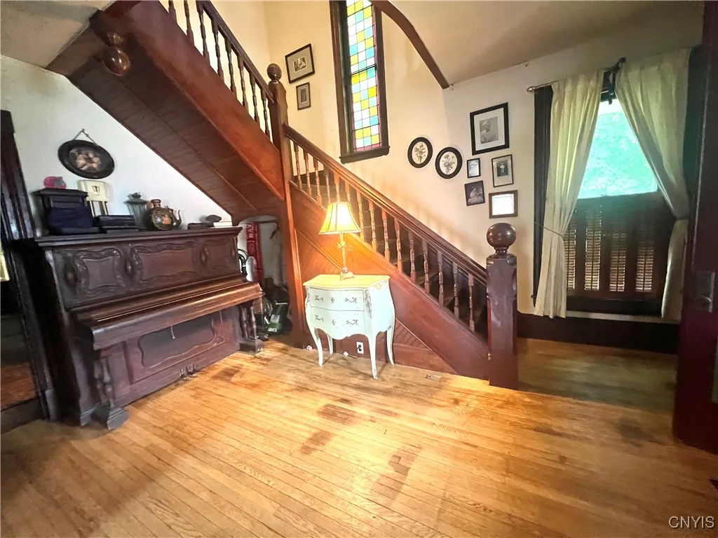 Large Entrance Hall