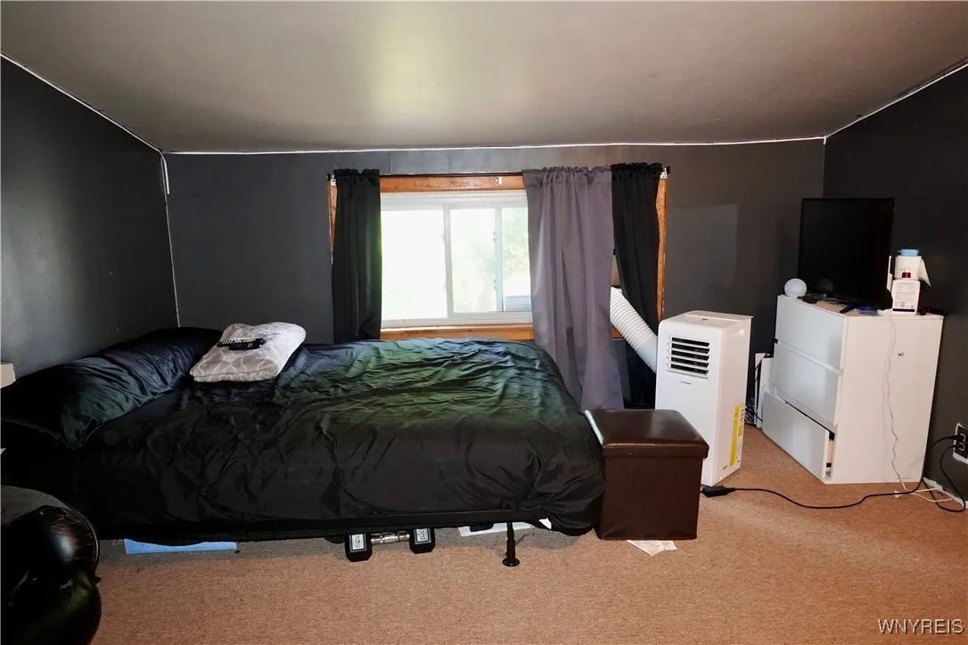 104 Argus Street, Buffalo, New York 14207, Buffalo, New York 14207, 4 Bedrooms Bedrooms, 2 Rooms Rooms,1 BathroomBathrooms,Residential,For Sale,104 Argus Street, Buffalo, New York 14207,B1622235