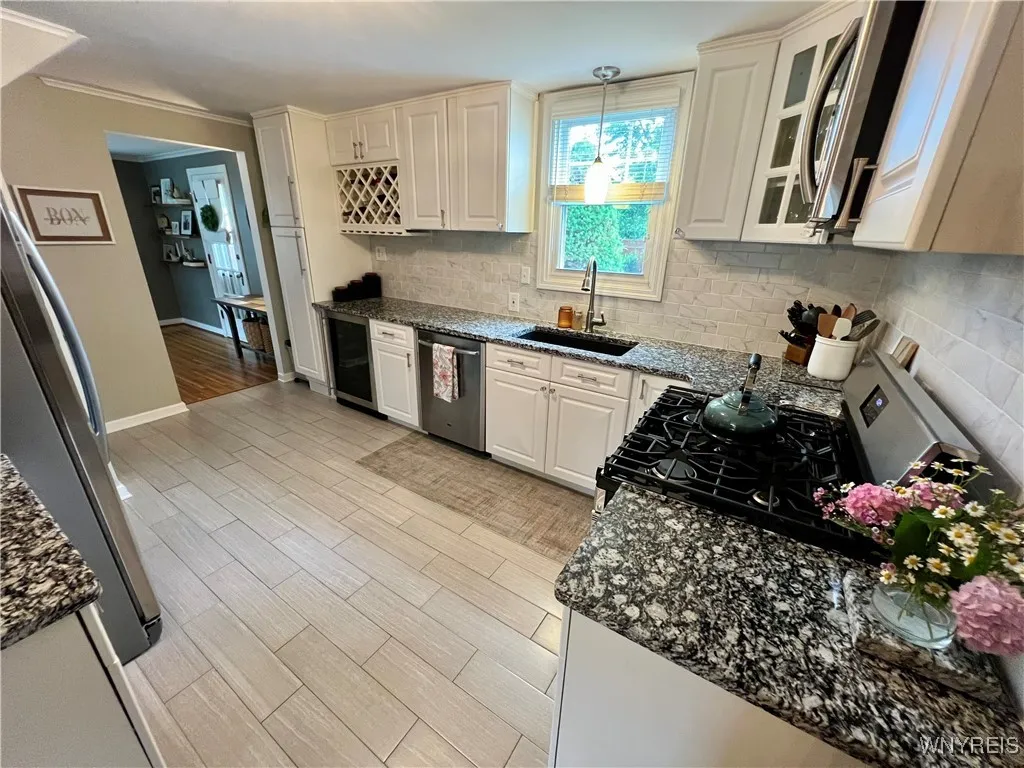 858 Starin Avenue, Tonawanda, New York 14223, Tonawanda, New York 14223, 3 Bedrooms Bedrooms, 7 Rooms Rooms,1 BathroomBathrooms,Residential,For Sale,858 Starin Avenue, Tonawanda, New York 14223,B1617306