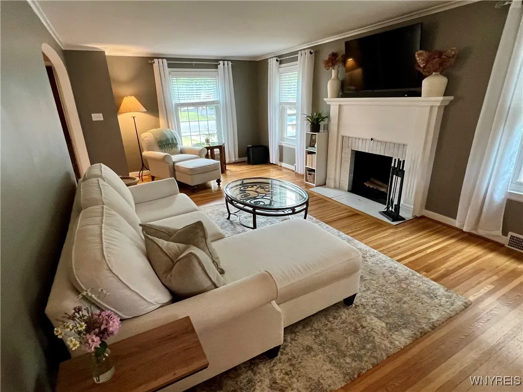 858 Starin Avenue, Tonawanda, New York 14223, Tonawanda, New York 14223, 3 Bedrooms Bedrooms, 7 Rooms Rooms,1 BathroomBathrooms,Residential,For Sale,858 Starin Avenue, Tonawanda, New York 14223,B1617306