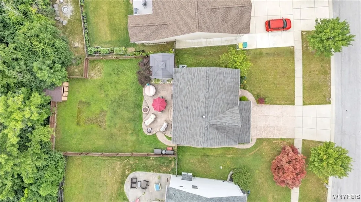 6091 Woodford Drive, Hamburg, New York 14085, Hamburg, New York 14085, 3 Bedrooms Bedrooms, 10 Rooms Rooms,2 BathroomsBathrooms,Residential,For Sale,6091 Woodford Drive, Hamburg, New York 14085,B1620745
