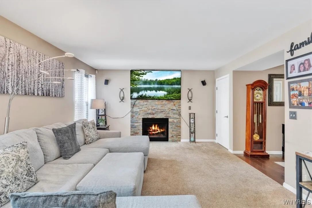 6091 Woodford Drive, Hamburg, New York 14085, Hamburg, New York 14085, 3 Bedrooms Bedrooms, 10 Rooms Rooms,2 BathroomsBathrooms,Residential,For Sale,6091 Woodford Drive, Hamburg, New York 14085,B1620745