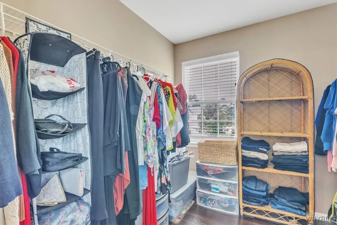 6091 Woodford Drive, Hamburg, New York 14085, Hamburg, New York 14085, 3 Bedrooms Bedrooms, 10 Rooms Rooms,2 BathroomsBathrooms,Residential,For Sale,6091 Woodford Drive, Hamburg, New York 14085,B1620745