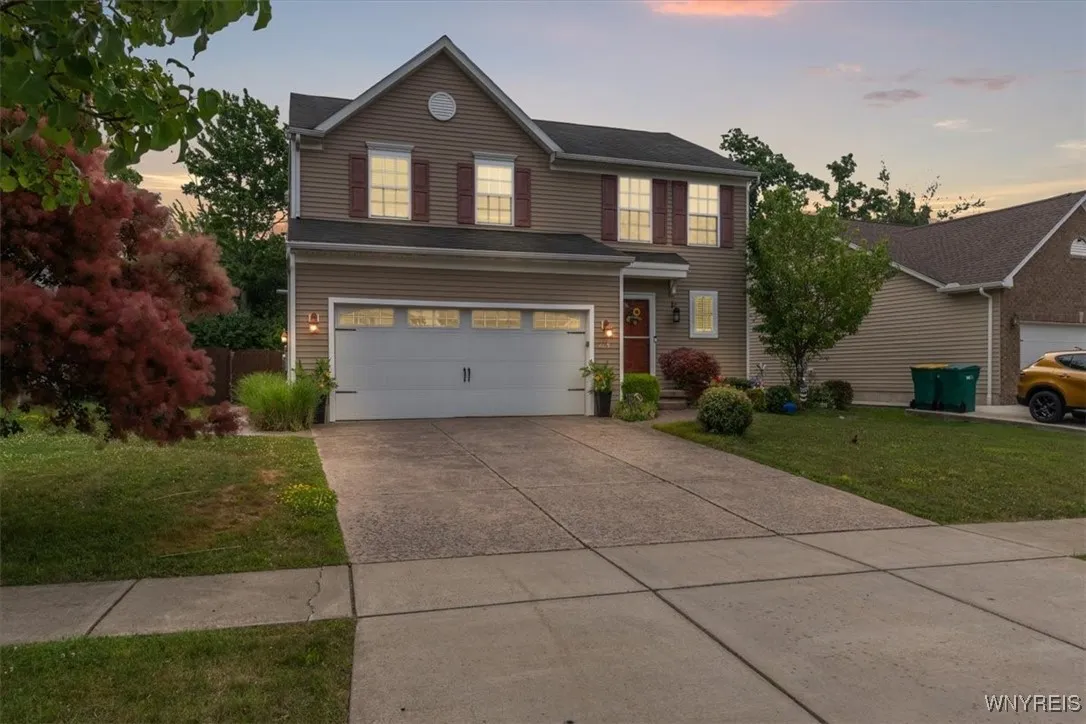 6091 Woodford Drive, Hamburg, New York 14085, Hamburg, New York 14085, 3 Bedrooms Bedrooms, 10 Rooms Rooms,2 BathroomsBathrooms,Residential,For Sale,6091 Woodford Drive, Hamburg, New York 14085,B1620745