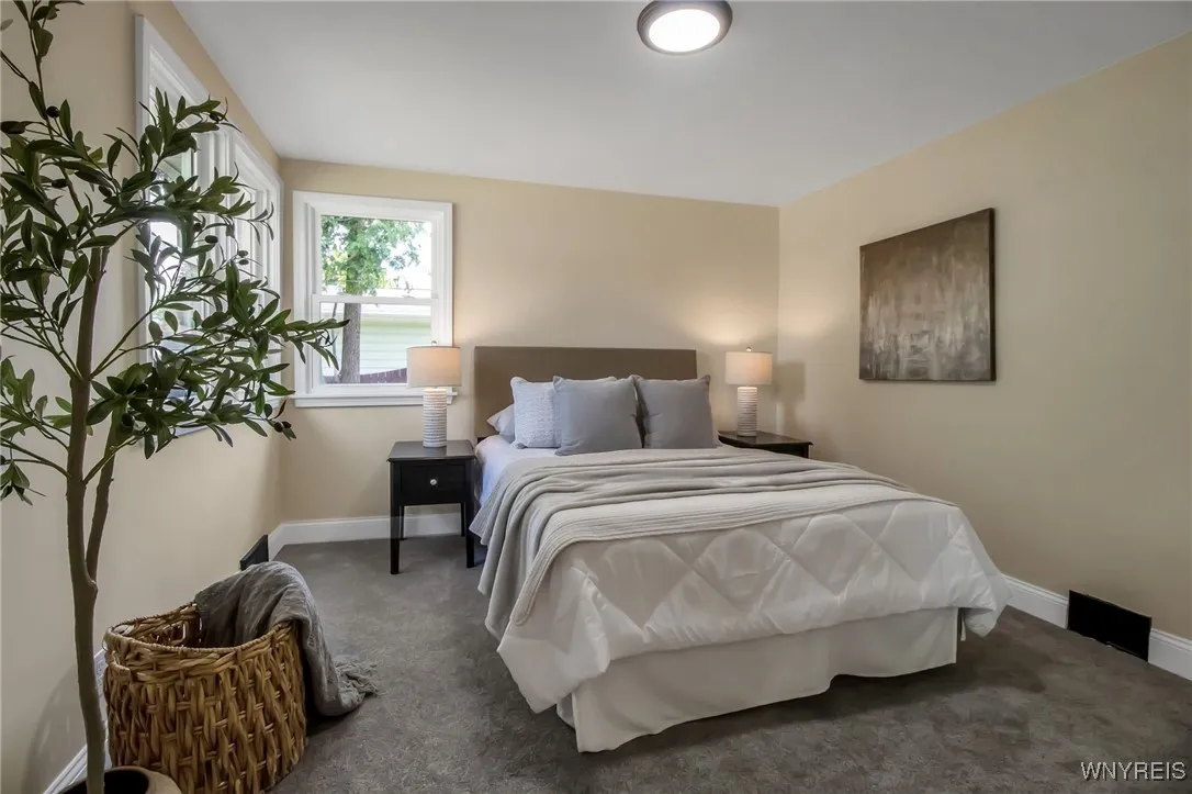 2nd Bedroom