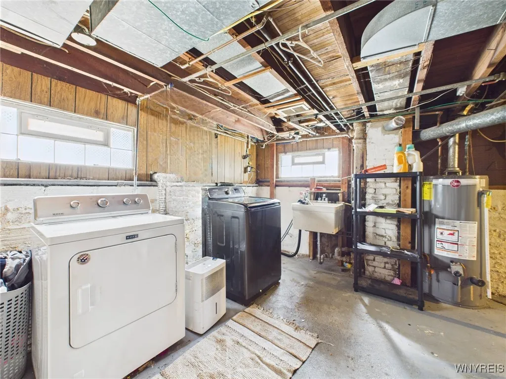125 Phyllis Avenue, Buffalo, New York 14215, Buffalo, New York 14215, 3 Bedrooms Bedrooms, 6 Rooms Rooms,1 BathroomBathrooms,Residential,For Sale,125 Phyllis Avenue, Buffalo, New York 14215,B1622092
