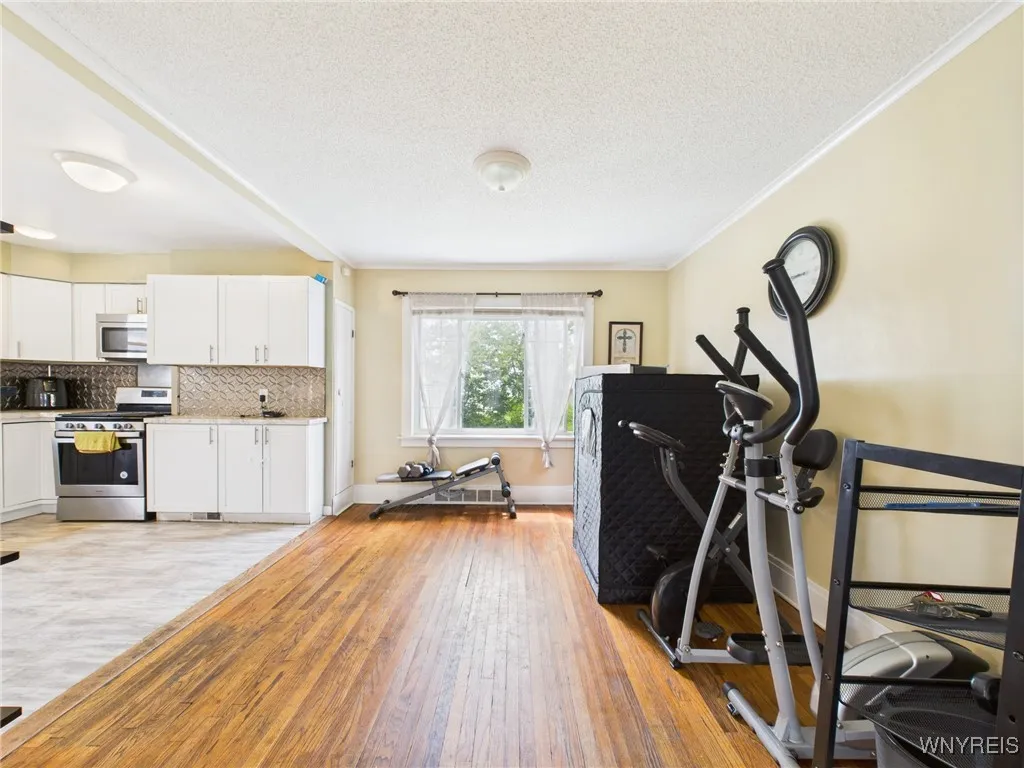 125 Phyllis Avenue, Buffalo, New York 14215, Buffalo, New York 14215, 3 Bedrooms Bedrooms, 6 Rooms Rooms,1 BathroomBathrooms,Residential,For Sale,125 Phyllis Avenue, Buffalo, New York 14215,B1622092