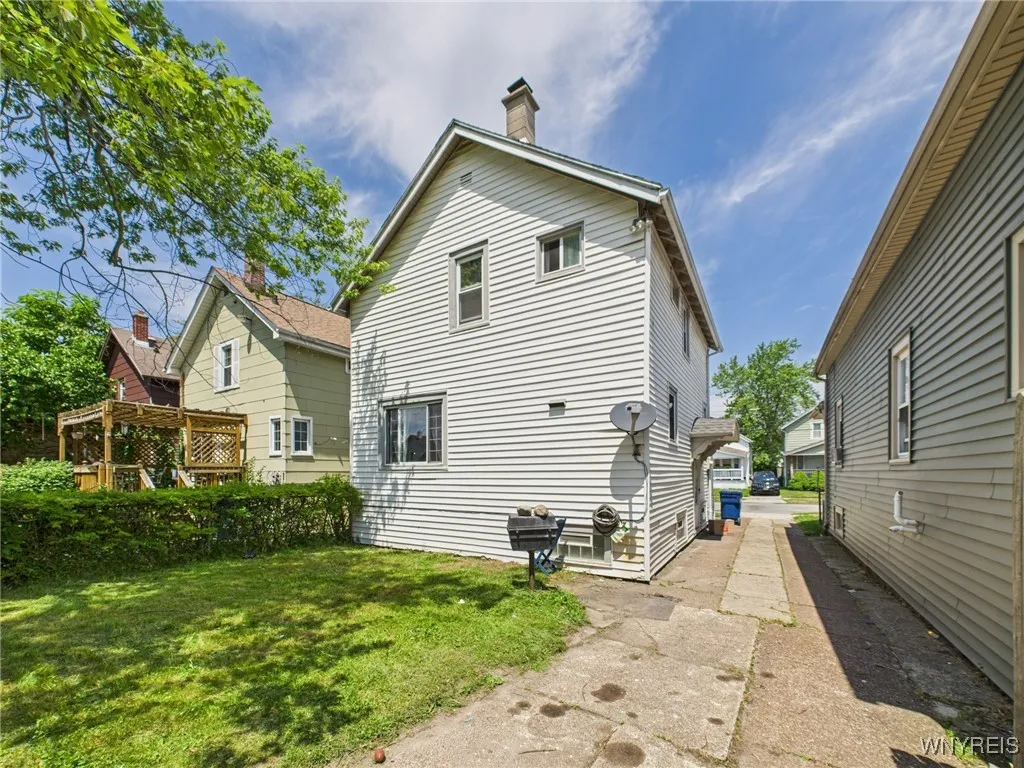 125 Phyllis Avenue, Buffalo, New York 14215, Buffalo, New York 14215, 3 Bedrooms Bedrooms, 6 Rooms Rooms,1 BathroomBathrooms,Residential,For Sale,125 Phyllis Avenue, Buffalo, New York 14215,B1622092