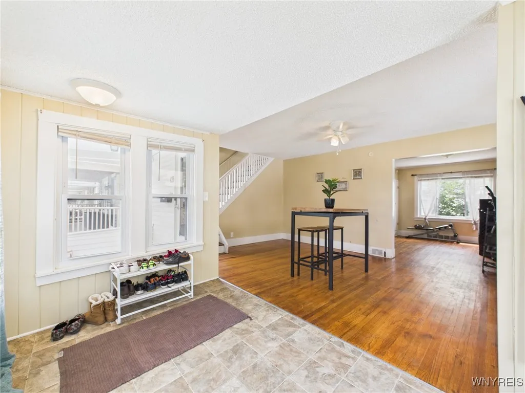 125 Phyllis Avenue, Buffalo, New York 14215, Buffalo, New York 14215, 3 Bedrooms Bedrooms, 6 Rooms Rooms,1 BathroomBathrooms,Residential,For Sale,125 Phyllis Avenue, Buffalo, New York 14215,B1622092