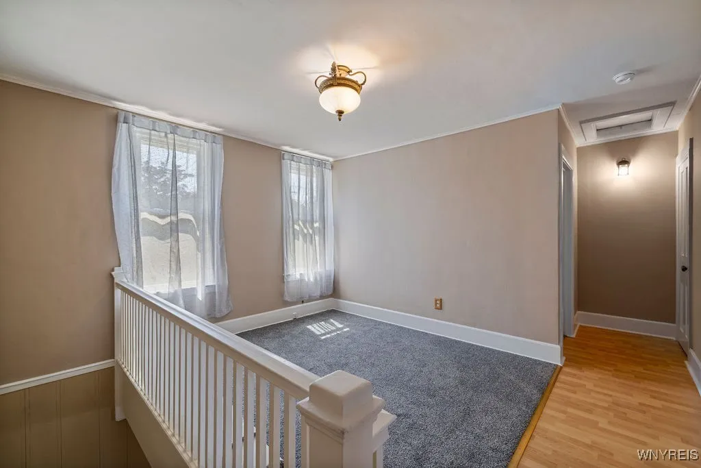423/427 3rd Street, Porter, New York 14174, Porter, New York 14174, 5 Bedrooms Bedrooms, ,2 BathroomsBathrooms,Residential,Closed,423/427 3rd Street, Porter, New York 14174,0,B1620648
