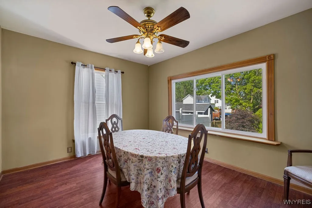 423/427 3rd Street, Porter, New York 14174, Porter, New York 14174, 5 Bedrooms Bedrooms, ,2 BathroomsBathrooms,Residential,Closed,423/427 3rd Street, Porter, New York 14174,0,B1620648