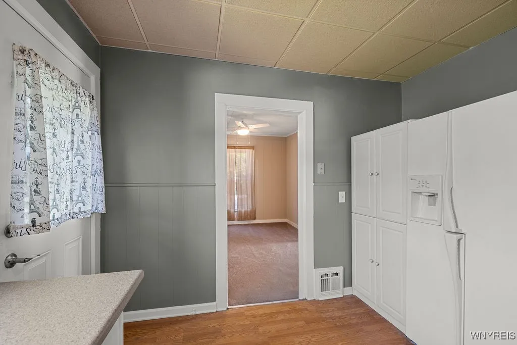423/427 3rd Street, Porter, New York 14174, Porter, New York 14174, 5 Bedrooms Bedrooms, ,2 BathroomsBathrooms,Residential,Closed,423/427 3rd Street, Porter, New York 14174,0,B1620648