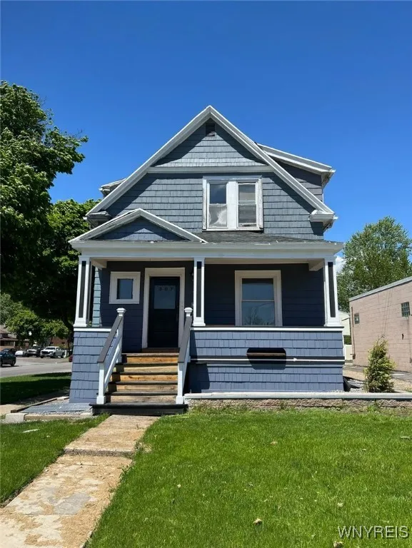 307 Englewood Avenue, Tonawanda, New York 14223, Tonawanda, New York 14223, 5 Bedrooms Bedrooms, ,3 BathroomsBathrooms,Residential,For Sale,307 Englewood Avenue, Tonawanda, New York 14223,B1621851