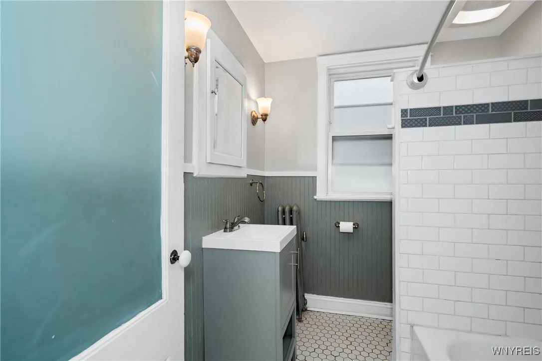 1598 Delaware Avenue, Buffalo, New York 14209, Buffalo, New York 14209, 6 Bedrooms Bedrooms, ,2 BathroomsBathrooms,Residential,For Sale,1598 Delaware Avenue, Buffalo, New York 14209,B1622184
