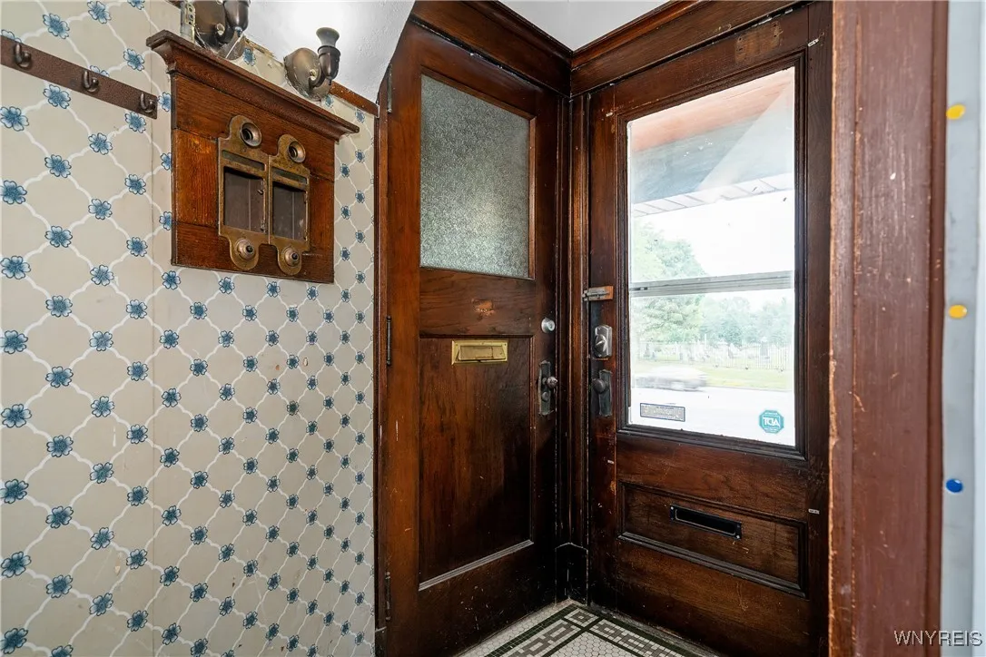 1598 Delaware Avenue, Buffalo, New York 14209, Buffalo, New York 14209, 6 Bedrooms Bedrooms, ,2 BathroomsBathrooms,Residential,For Sale,1598 Delaware Avenue, Buffalo, New York 14209,0,B1622184