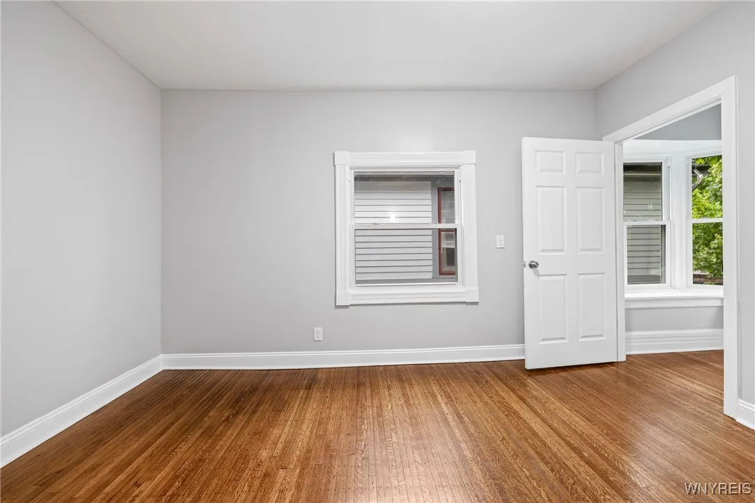 250 Richmond Avenue, Buffalo, New York 14222, Buffalo, New York 14222, 4 Bedrooms Bedrooms, 14 Rooms Rooms,3 BathroomsBathrooms,Residential,Closed,250 Richmond Avenue, Buffalo, New York 14222,0,B1622202
