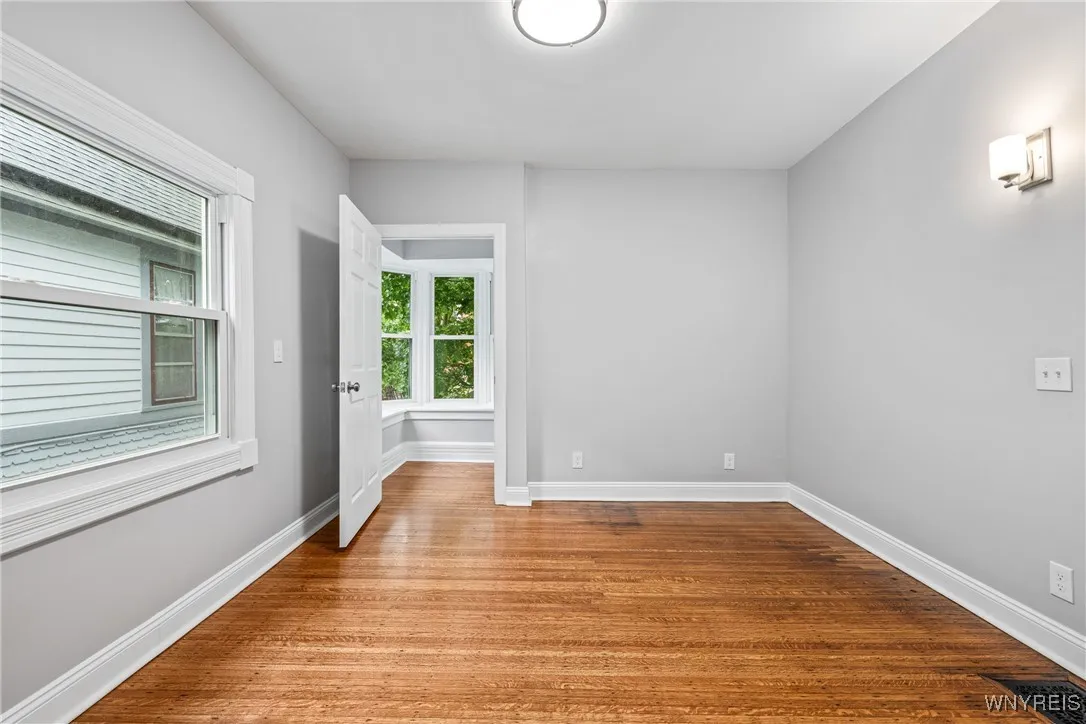 250 Richmond Avenue, Buffalo, New York 14222, Buffalo, New York 14222, 4 Bedrooms Bedrooms, 14 Rooms Rooms,3 BathroomsBathrooms,Residential,Closed,250 Richmond Avenue, Buffalo, New York 14222,0,B1622202