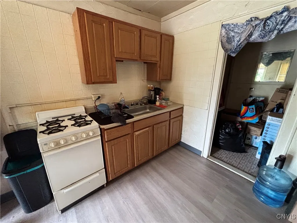 2369 State Route 5, Sullivan, New York 13037, Sullivan, New York 13037, 8 Bedrooms Bedrooms, ,Multi Family,For Sale,2369 State Route 5, Sullivan, New York 13037,S1622054