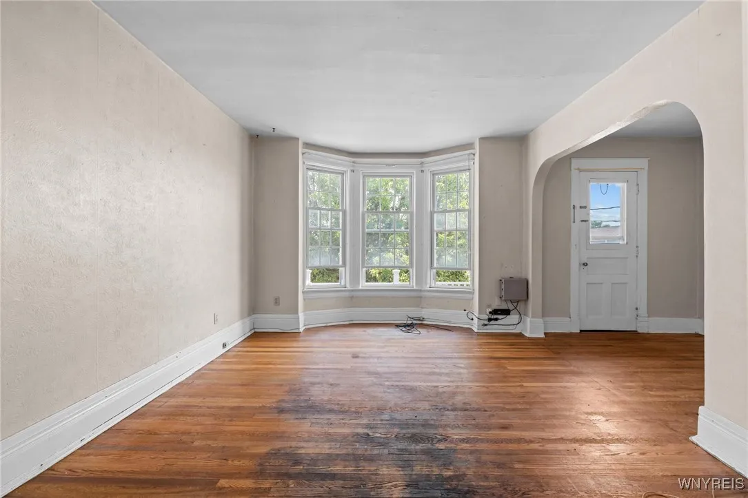 2469 Seneca Street, West Seneca, New York 14210, West Seneca, New York 14210, 4 Bedrooms Bedrooms, ,3 BathroomsBathrooms,Residential,For Sale,2469 Seneca Street, West Seneca, New York 14210,B1622001