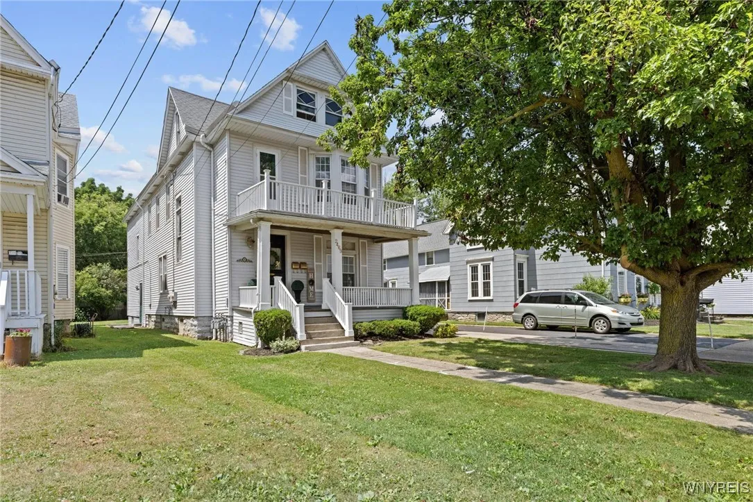 2469 Seneca Street, West Seneca, New York 14210, West Seneca, New York 14210, 4 Bedrooms Bedrooms, ,3 BathroomsBathrooms,Residential,For Sale,2469 Seneca Street, West Seneca, New York 14210,B1622001