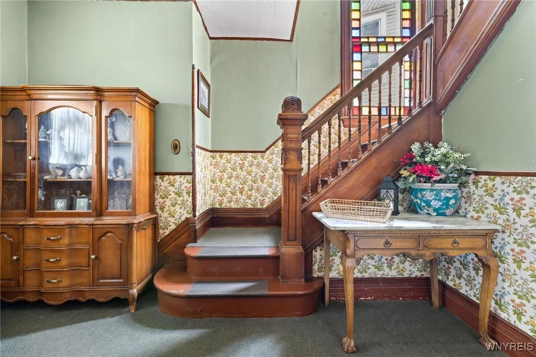 2469 Seneca Street, West Seneca, New York 14210, West Seneca, New York 14210, 4 Bedrooms Bedrooms, ,3 BathroomsBathrooms,Residential,For Sale,2469 Seneca Street, West Seneca, New York 14210,B1622001