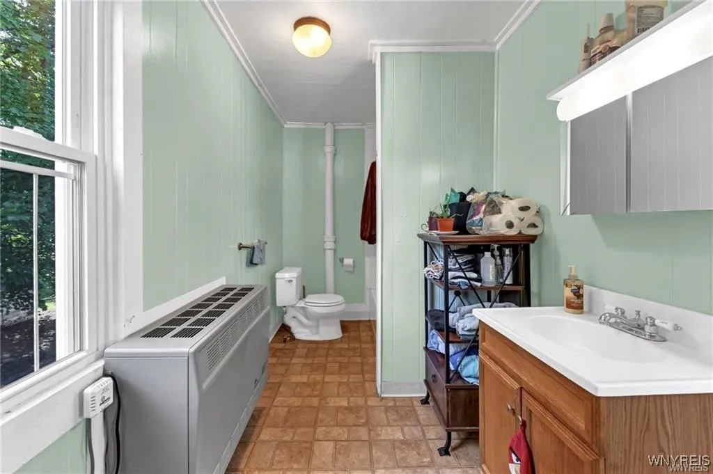 58 Center Street, Pomfret, New York 14063, Pomfret, New York 14063, 5 Bedrooms Bedrooms, ,2 BathroomsBathrooms,Residential,For Sale,58 Center Street, Pomfret, New York 14063,B1622228