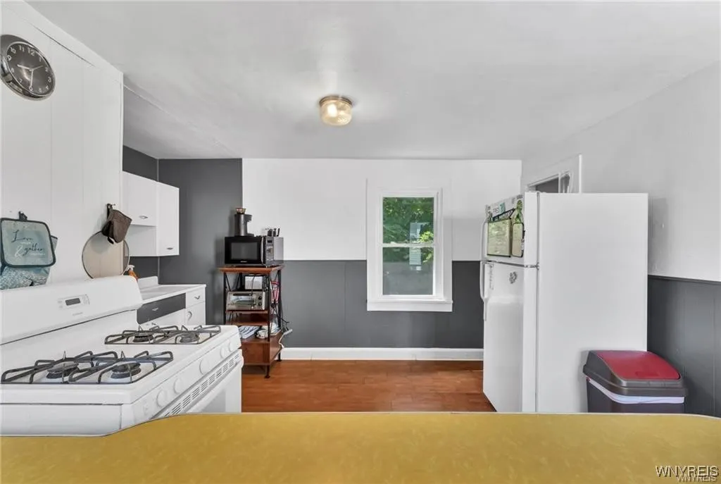 58 Center Street, Pomfret, New York 14063, Pomfret, New York 14063, 5 Bedrooms Bedrooms, ,2 BathroomsBathrooms,Residential,For Sale,58 Center Street, Pomfret, New York 14063,B1622228