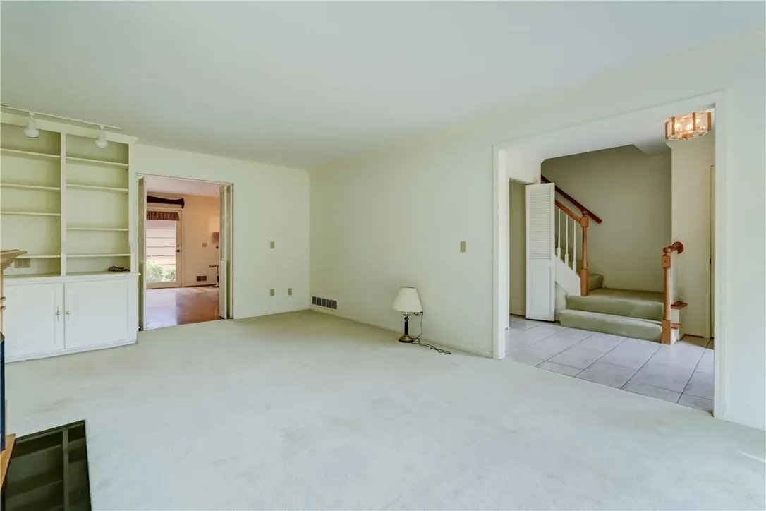 9 Dunbridge Heights, Perinton, New York 14450, Perinton, New York 14450, 3 Bedrooms Bedrooms, 7 Rooms Rooms,2 BathroomsBathrooms,Residential,For Sale,9 Dunbridge Heights, Perinton, New York 14450,R1620182