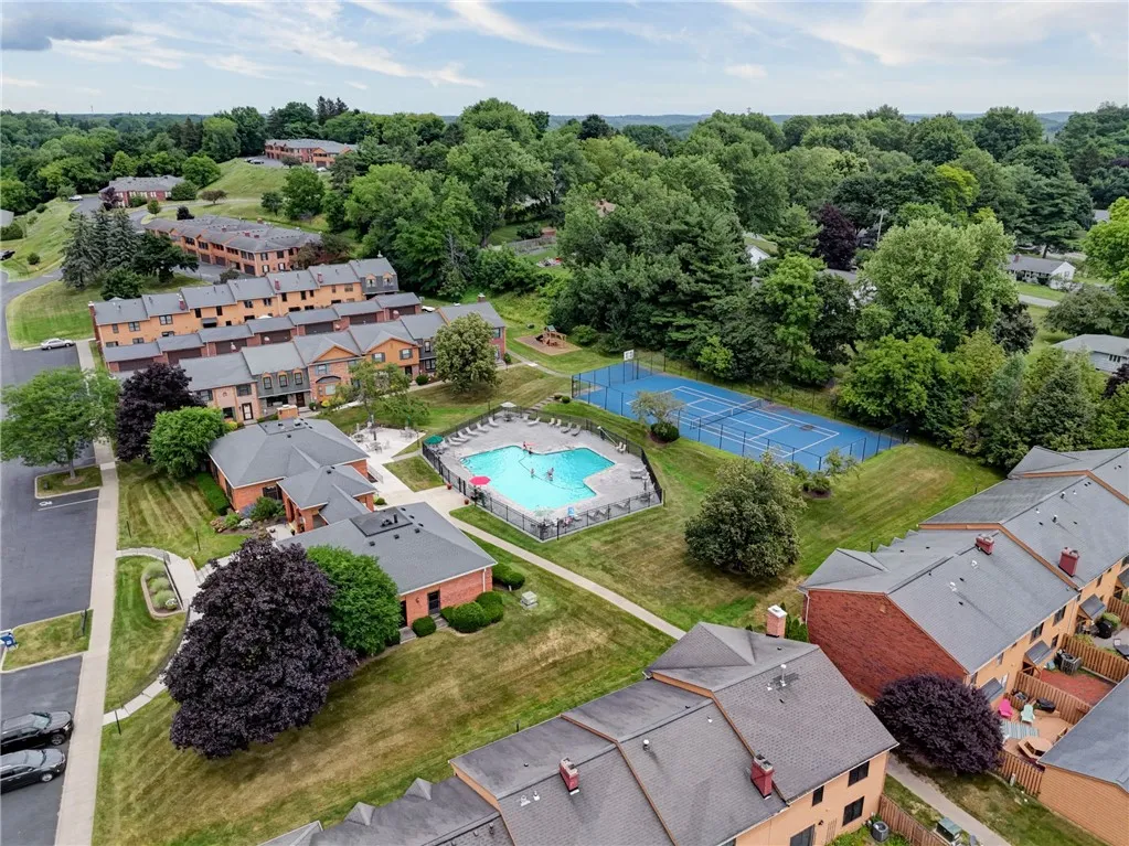 9 Dunbridge Heights, Perinton, New York 14450, Perinton, New York 14450, 3 Bedrooms Bedrooms, 7 Rooms Rooms,2 BathroomsBathrooms,Residential,For Sale,9 Dunbridge Heights, Perinton, New York 14450,R1620182