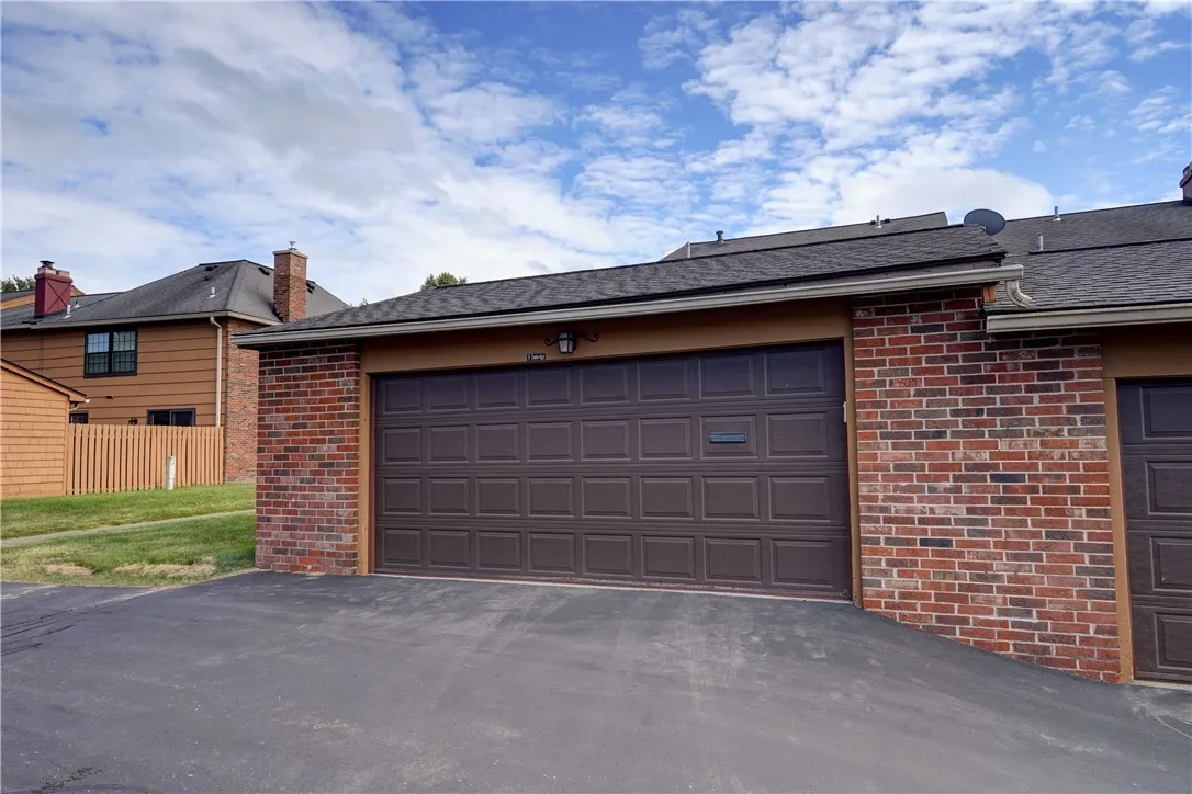 9 Dunbridge Heights, Perinton, New York 14450, Perinton, New York 14450, 3 Bedrooms Bedrooms, 7 Rooms Rooms,2 BathroomsBathrooms,Residential,For Sale,9 Dunbridge Heights, Perinton, New York 14450,R1620182
