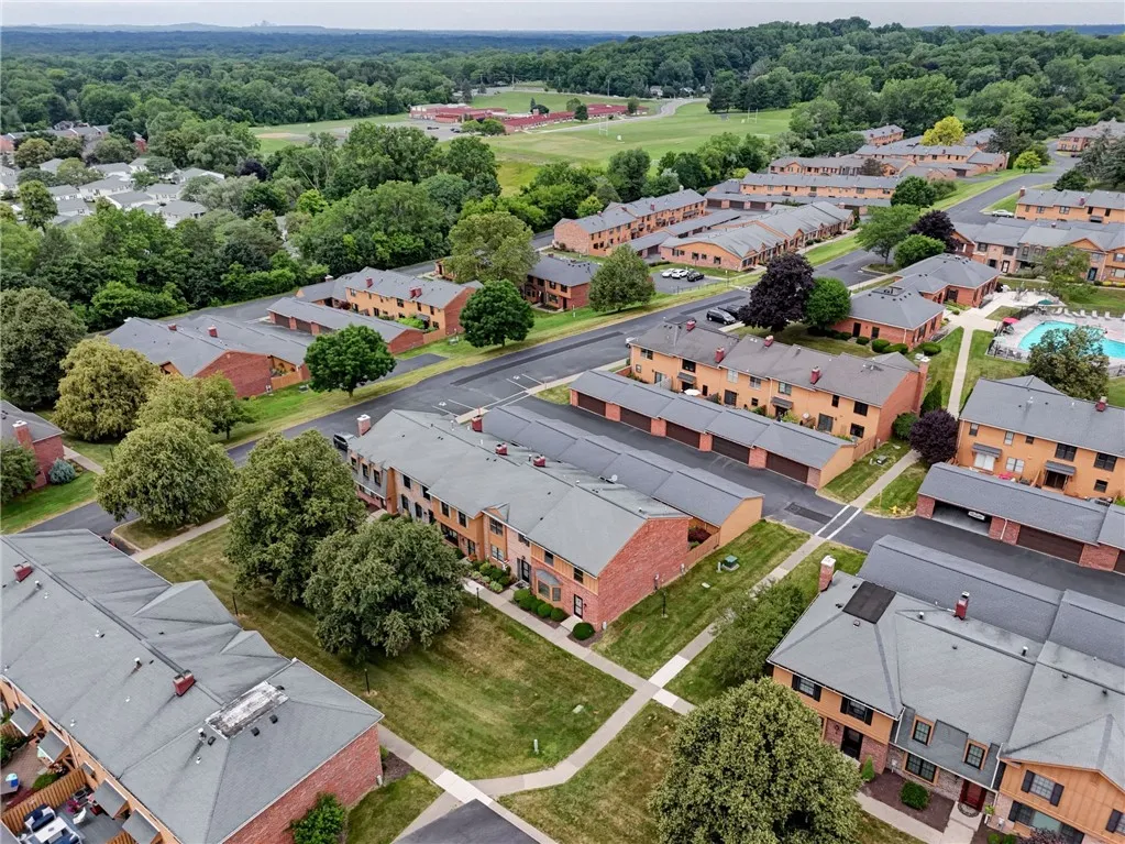 9 Dunbridge Heights, Perinton, New York 14450, Perinton, New York 14450, 3 Bedrooms Bedrooms, 7 Rooms Rooms,2 BathroomsBathrooms,Residential,For Sale,9 Dunbridge Heights, Perinton, New York 14450,R1620182