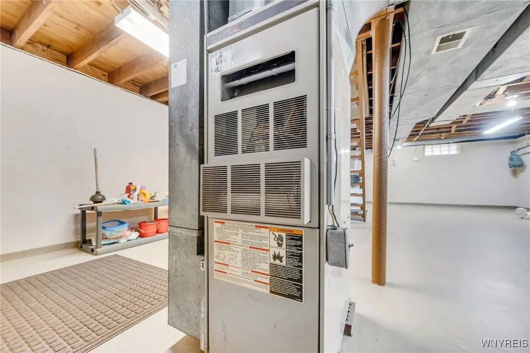 159 Beale Avenue, Cheektowaga, New York 14225, Cheektowaga, New York 14225, 3 Bedrooms Bedrooms, 6 Rooms Rooms,2 BathroomsBathrooms,Residential,For Sale,159 Beale Avenue, Cheektowaga, New York 14225,B1622179