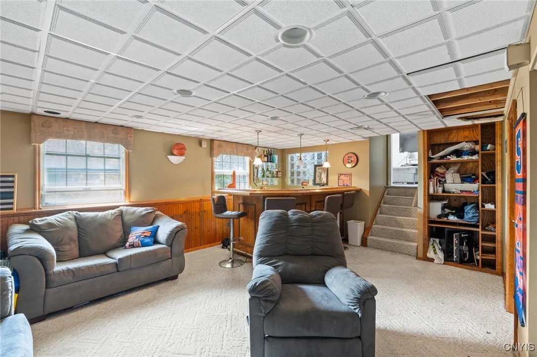4242 Hunting Creek Drive, Clay, New York 13041, Clay, New York 13041, 3 Bedrooms Bedrooms, 9 Rooms Rooms,1 BathroomBathrooms,Residential,For Sale,4242 Hunting Creek Drive, Clay, New York 13041,S1621183