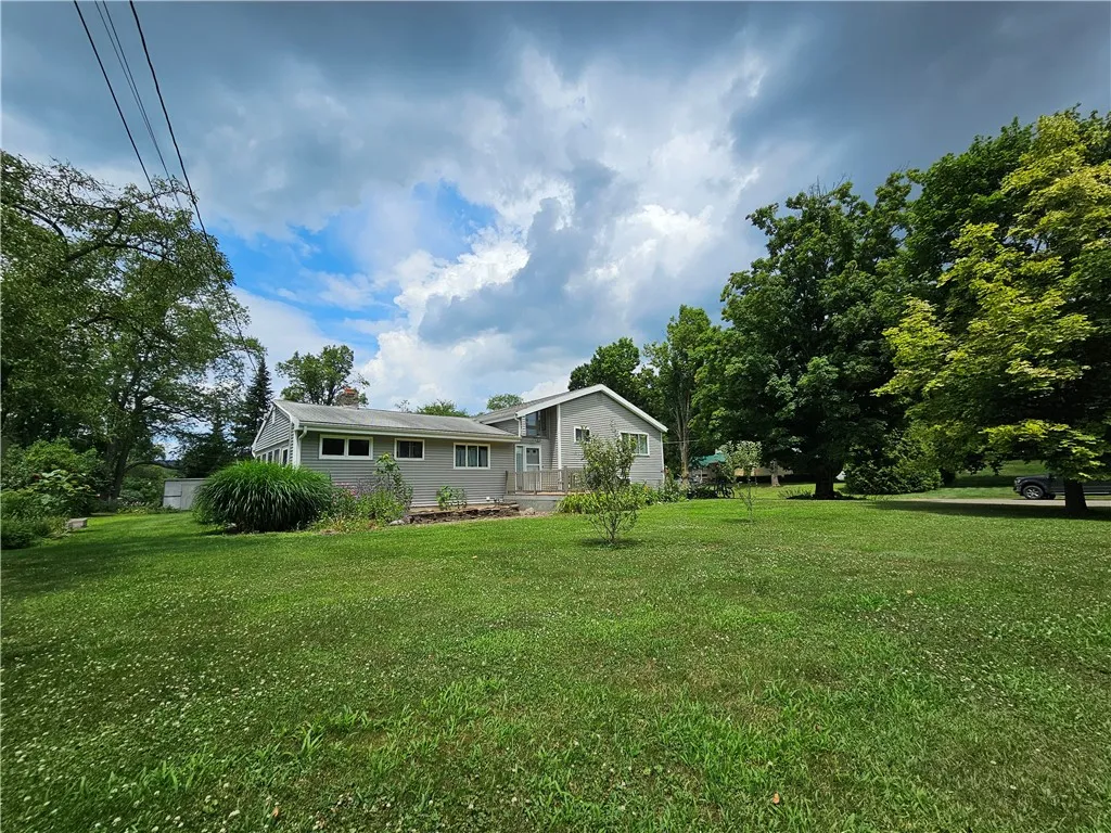 42 Pine Circle, Big Flats, New York 14845, Big Flats, New York 14845, 3 Bedrooms Bedrooms, 8 Rooms Rooms,1 BathroomBathrooms,Residential,For Sale,42 Pine Circle, Big Flats, New York 14845,R1622240