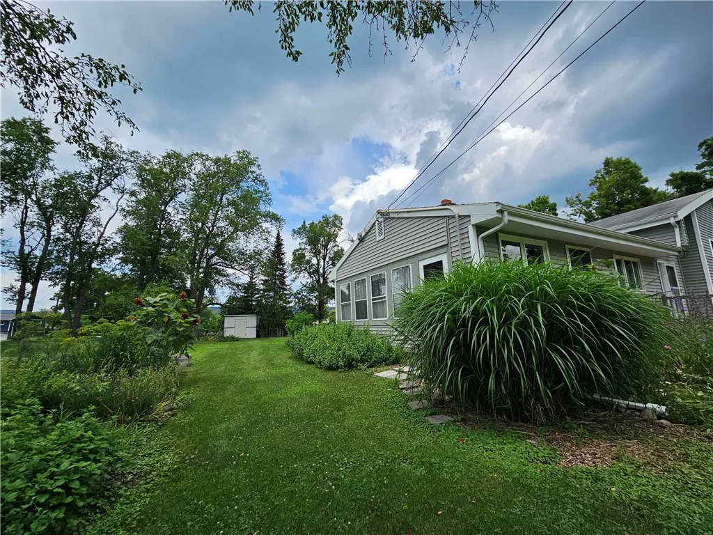 42 Pine Circle, Big Flats, New York 14845, Big Flats, New York 14845, 3 Bedrooms Bedrooms, 8 Rooms Rooms,1 BathroomBathrooms,Residential,For Sale,42 Pine Circle, Big Flats, New York 14845,R1622240
