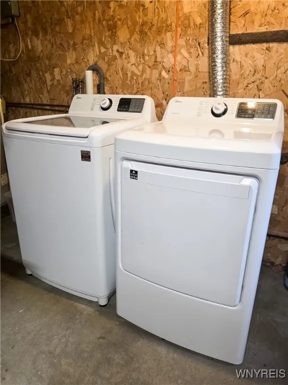 BASEMENT LAUNDRY AREA